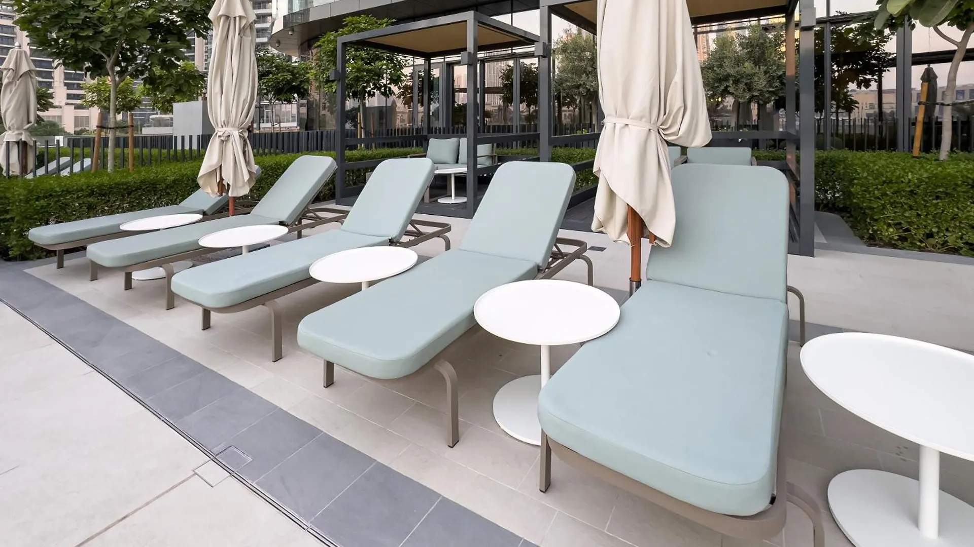 1 Bedroom Apt High End Luxurios Building Next To Dubai Mall